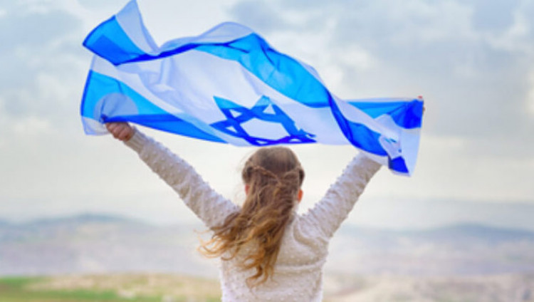 Отчет ЦСБ к 8 марта: сколько женщин в Израиле и кто они