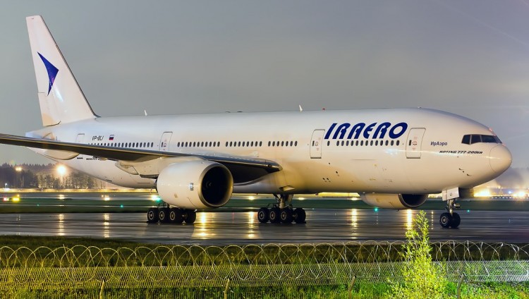 Авиакомпании «ИрАэро» и «Россия» временно прекратили полеты в Израиль