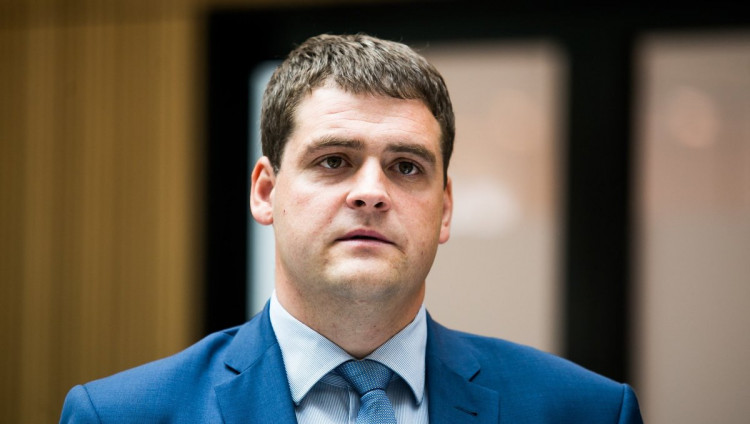 Сейм Литвы единогласно решил объявить импичмент депутату за антисемитизм