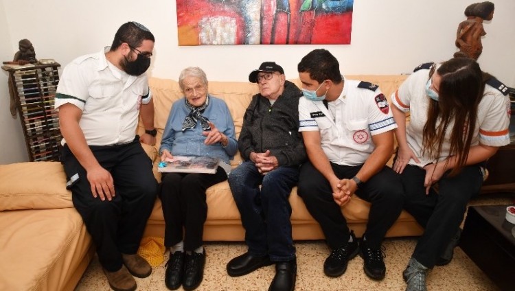 Служба розыска МАДА помогает пережившим Холокост найти родственников