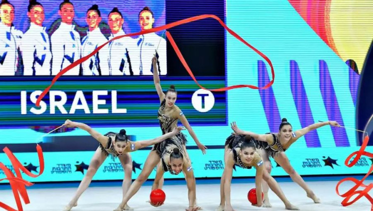 Израильские гимнастки завоевали «золото» этапа Кубка мира в Софии