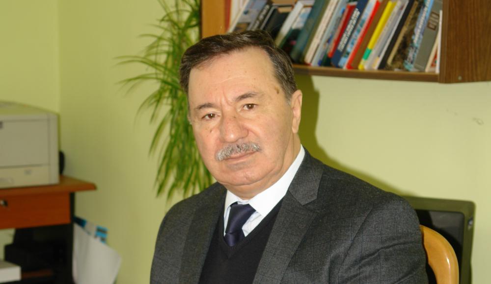 Главный редактор газеты «Birlik-Единство» поздравляет Германа Захарьяева с юбилеем Фонда СТМЭГИ