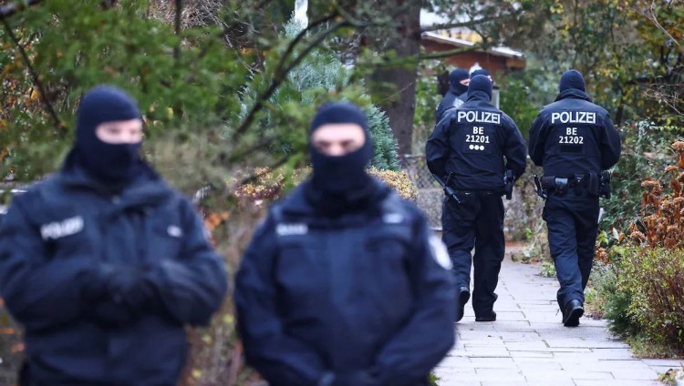 В Германии арестованы члены неонацистской группировки, готовившей теракт в Бундестаге
