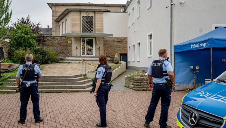 В Германии за планирование терактов против синагог и церквей задержана группа подростков