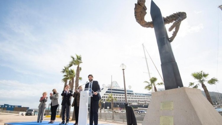 В порту Картахены установили памятник к 530-летию изгнания евреев из Испании 