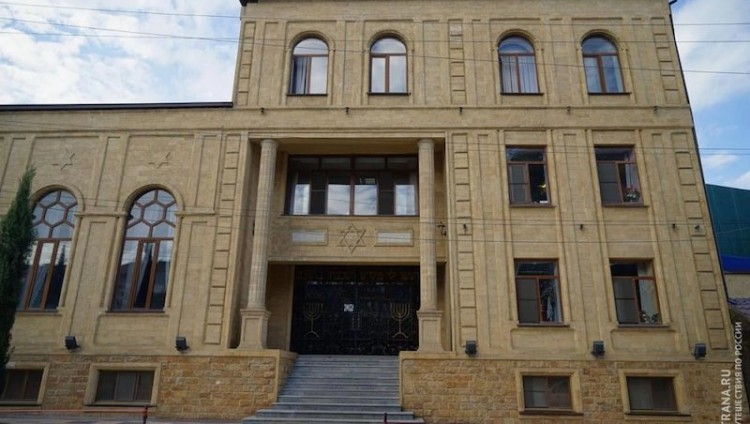 В Дагестане возобновились молитвы в синагогах, мечетях и церквях