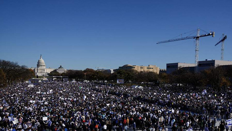 Демонстрация в поддержку Израиля, состоявшаяся в Вашингтоне, собрала не менее 290 тысяч участников