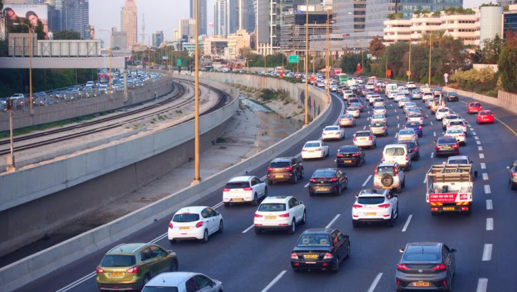 Минтранс Израиля изменил правила обновления водительских прав для пожилых людей