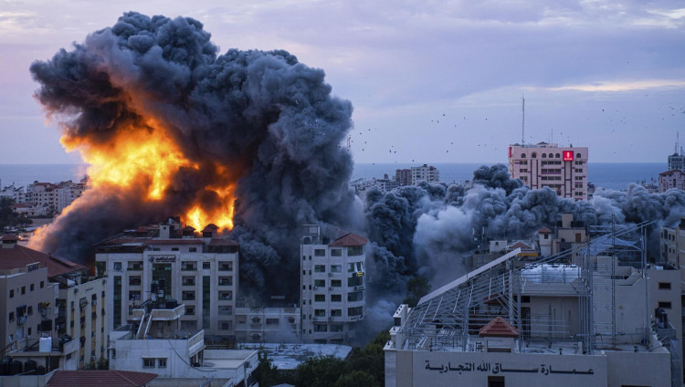 ЦАХАЛ атаковал с воздуха более 40 военных объектов террористов в секторе Газа