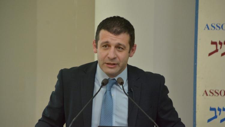 Глава финансовой комиссии Кнессета Алекс Кушнир представил СМИ пенсионную реформу