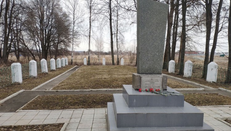На Брянщине почтили память жертв массового расстрела евреев в 1942 году