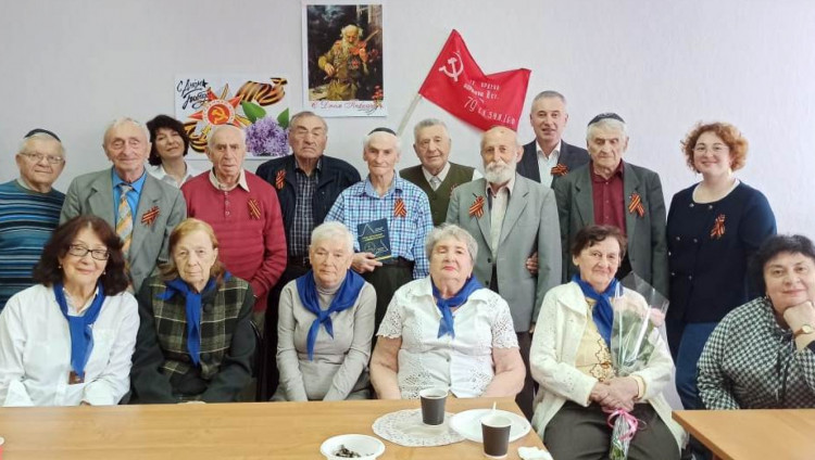 Встреча в честь Дня Победы и 26 Ияра состоялась в еврейской общине Курска