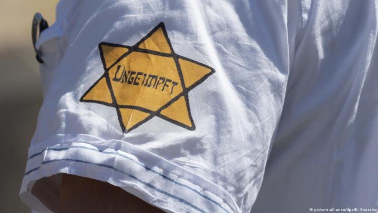Уполномоченный Германии по антисемитизму призвал не использовать желтые звезды в неподобающих случаях