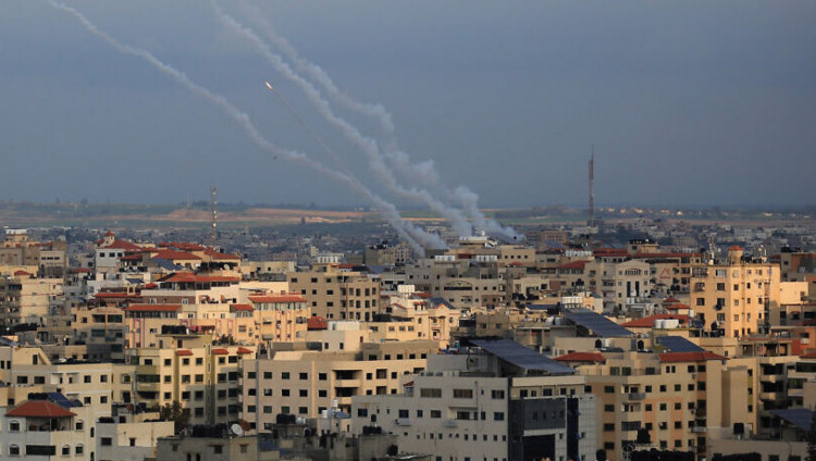 Ракета из Газы попала в жилой дом в Сдероте