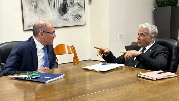 Лапид обсудил с главой Банка Израиля проблемы национальной экономики