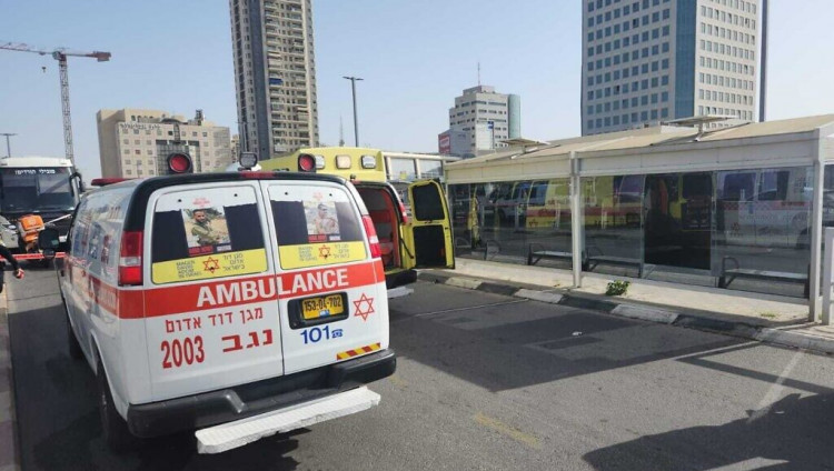 Ножевой теракт на автовокзале в Беэр-Шеве: один раненый, нападавший нейтрализован