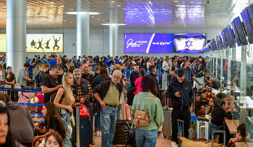 Отмены рейсов и рост тарифов нарушили пасхальные планы израильских путешественников