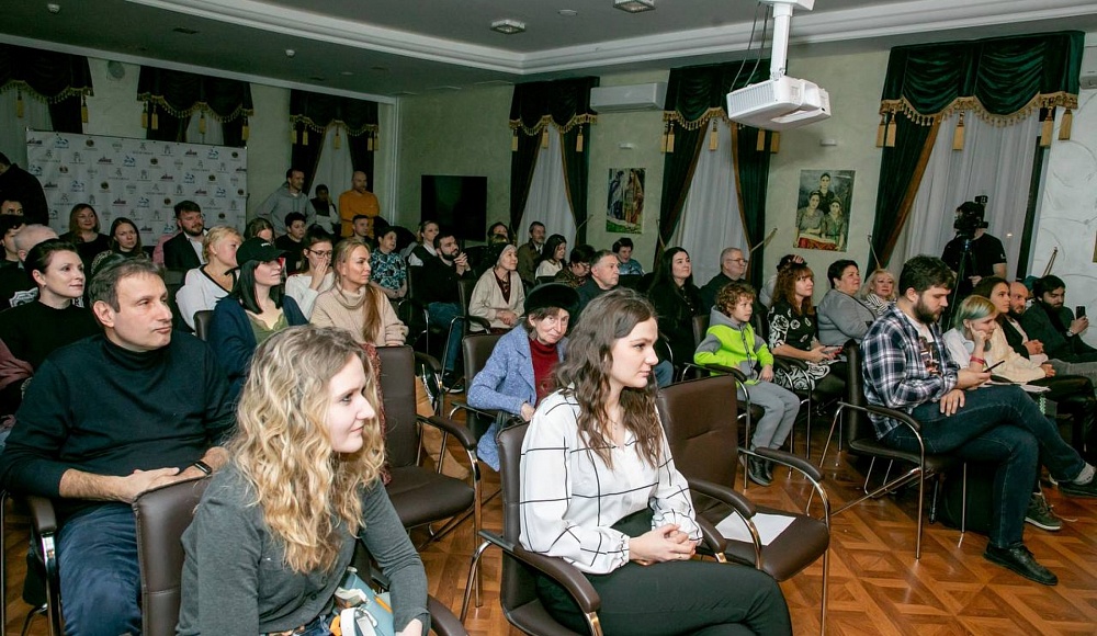  Посетители киноклуба ОГЕ узнали, существует ли в действительности библиотека Ивана Грозного