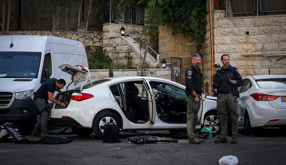 Автомобильный теракт в Иерусалиме, два человека ранены