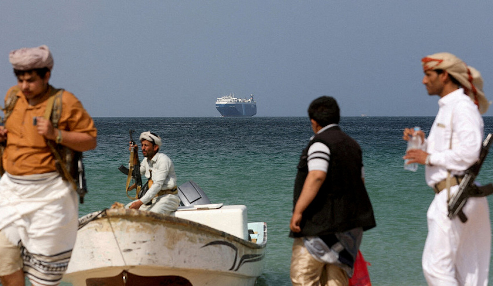 Хуситы атаковали израильское судно в Аденском заливе