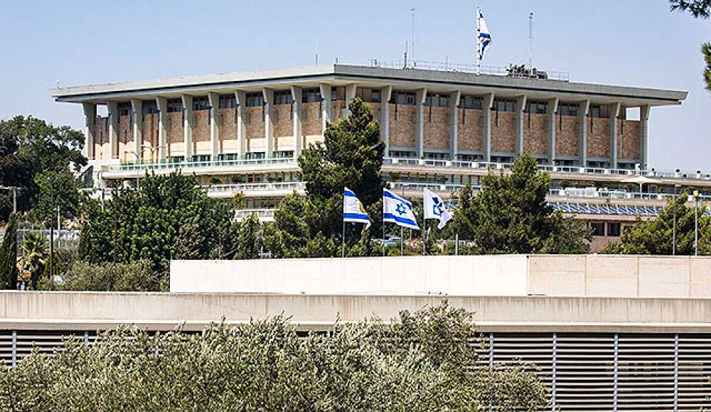 Возле израильского парламента установили мобильное бомбоубежище для посетителей и демонстрантов