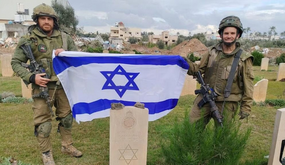 Бойцы ЦАХАЛа нашли в Газе еврейские могилы с магендавидом