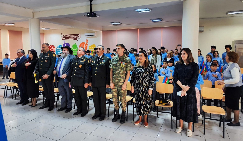 Бакинская еврейская школа отметила День Победы Азербайджана