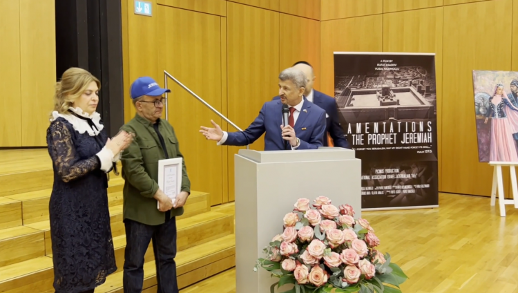 Фильм лауреата премии Вайнштейна показали в горско-еврейской общине Мюнхена 