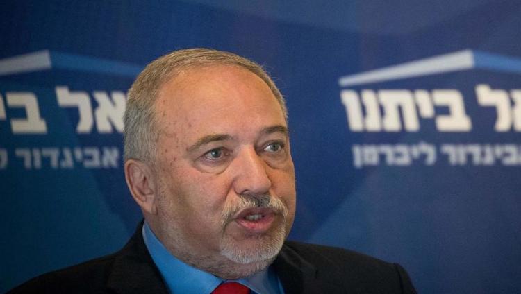 Либерман представил список кандидатов НДИ к выборам в Кнессет