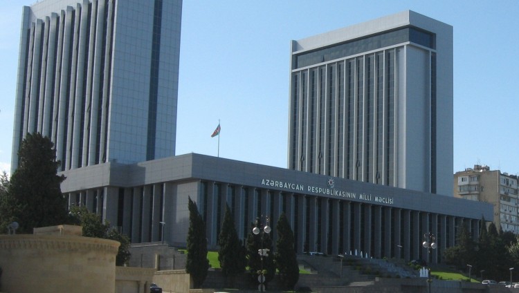 Парламент Азербайджана обсуждает законопроект об открытии посольства в Израиле