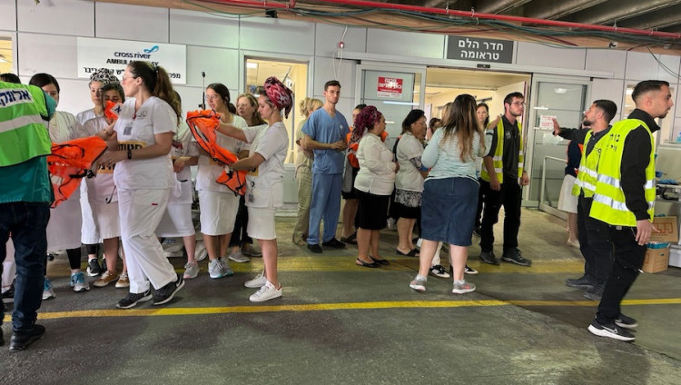 Медицинский центр «Шаарей Цедек» в Иерусалиме проводит учения по сценарию с массовыми потерями