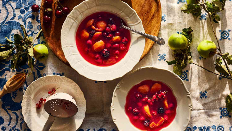 Готовим к Шавуоту: венгерский фруктовый суп