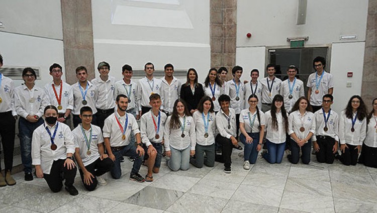 Сборная Израиля по компьютерным наукам завоевала «золото» на международной олимпиаде