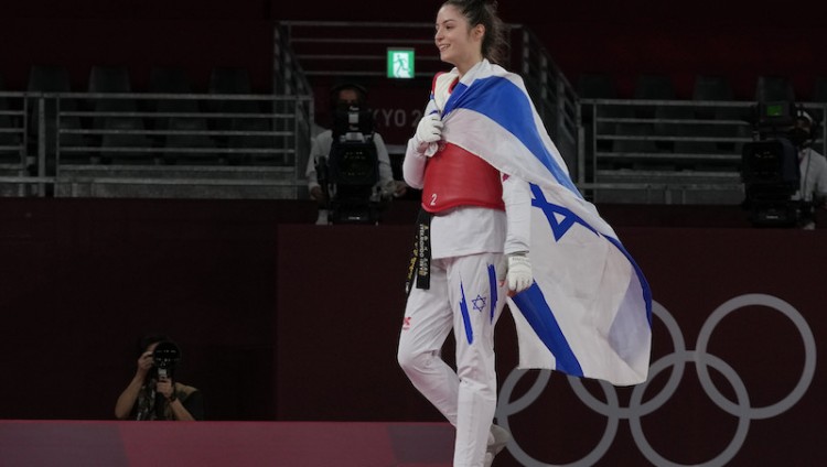 Иранка отказалась от боя против израильтянки на отборочном этапе Олимпиады в Париже по тхэквондо