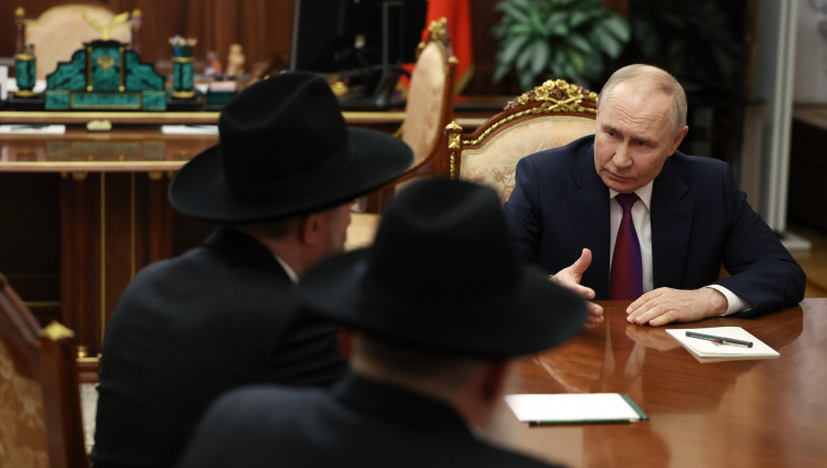 Путин: Россия придает памяти о Холокосте особое значение