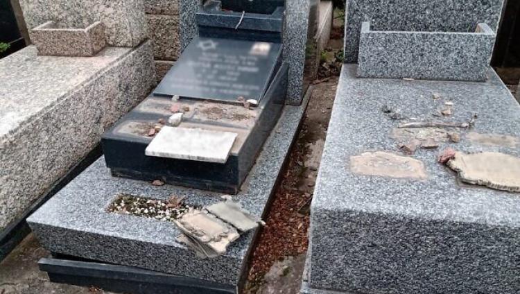 С еврейского кладбища в Аргентине пытались украсть 223 надгробия