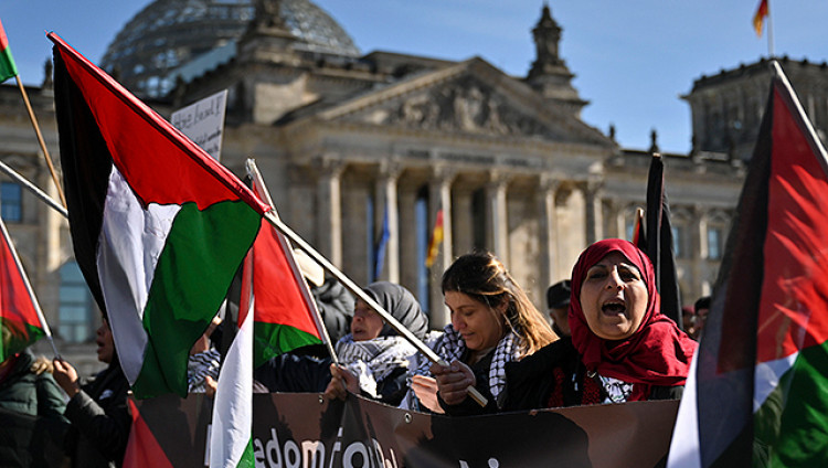 Суд в Германии отклонил иск с требованием запретить поставки оружия Израилю