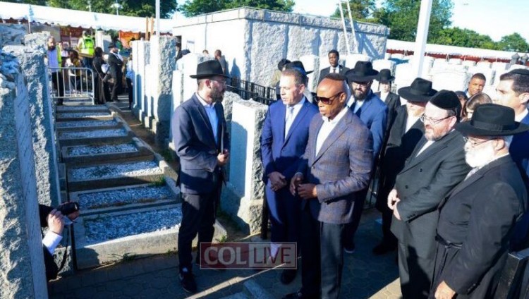 Посол Израиля в ООН и мэр Нью-Йорка посетили могилу Любавичского ребе