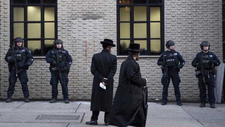 Еврейская федерация Нью-Йорка усилит безопасность 50 небольших синагог