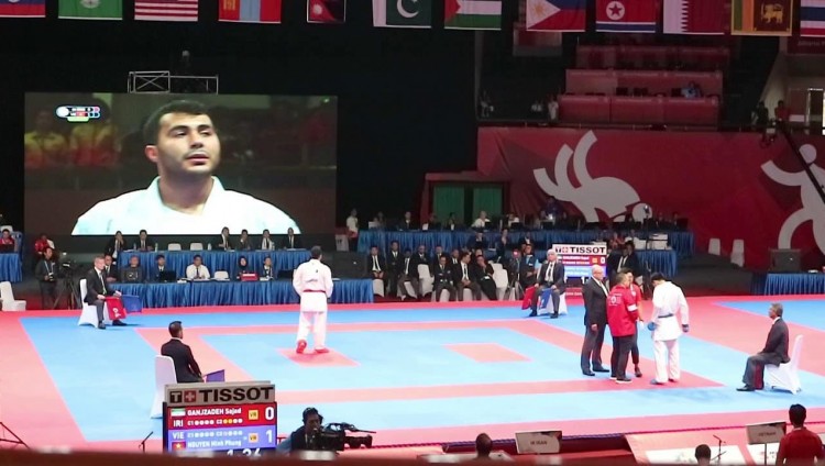 Иранский олимпийский чемпион раскритиковал запрет своей страны на соревнования с израильтянами