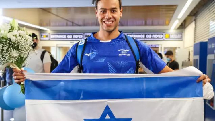 Израильский пловец завоевал путевку на Олимпиаду на чемпионате мира в Катаре