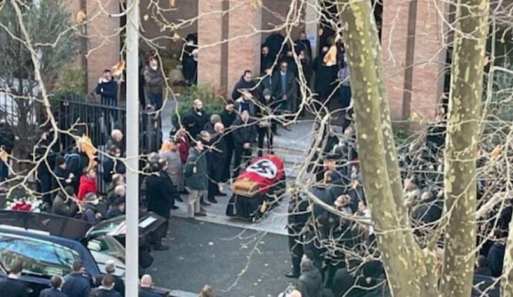 Католические и еврейские лидеры осудили фашистский митинг на похоронах неонациста в Риме