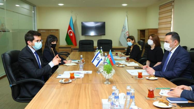 Израильский посол в Баку встретился с главой Управления медицинскими территориальными подразделениями