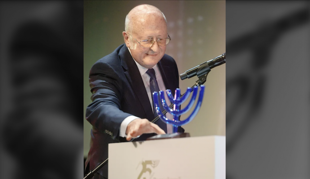 Российский еврейский конгресс наградил главу Центра Гамалеи Александра Гинцбурга