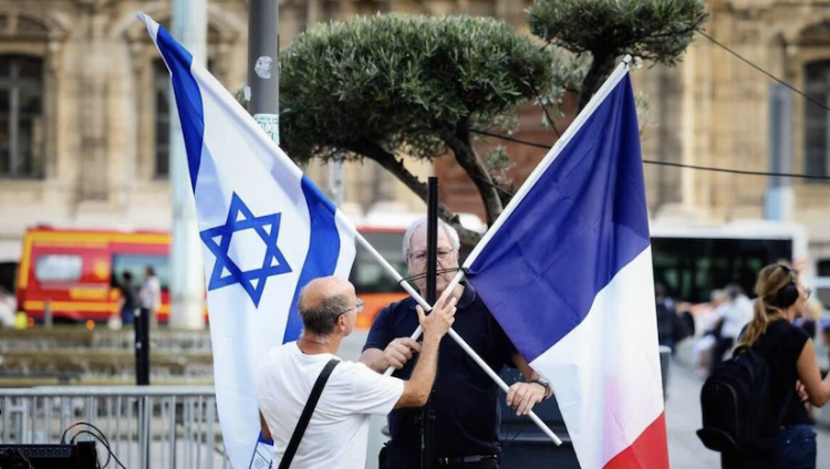 Опрос: 55% граждан Франции поддерживают Израиль в борьбе с терроризмом