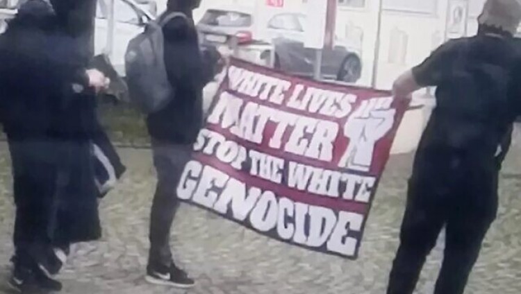 В Ульме неонацисты провели митинг у синагоги в годовщину ее поджога
