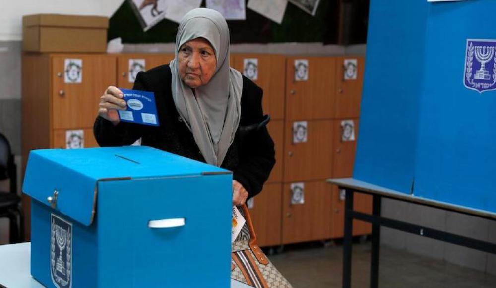 Опрос: 44% израильтян-евреев поддерживают коалицию c арабскими партиями