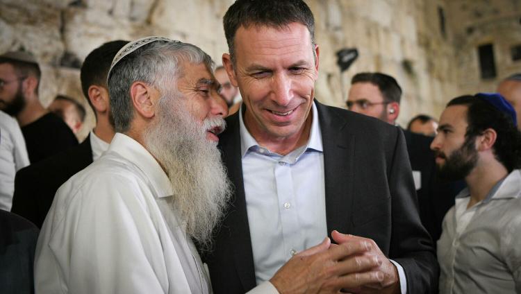 Израильский министр по делам религии предлагает лишить внуков евреев права на алию