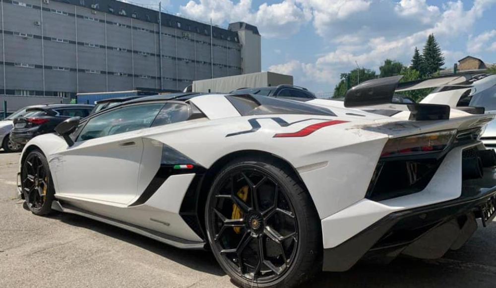 Киевская таможня изъяла у гражданина Израиля Lamborghini за 600 тысяч евро