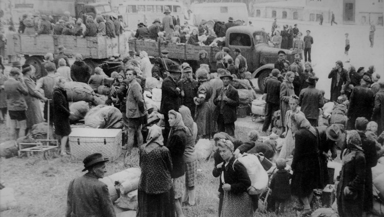 Организованная эвакуация и спонтанное бегство: малоисследованные страницы истории Холокоста